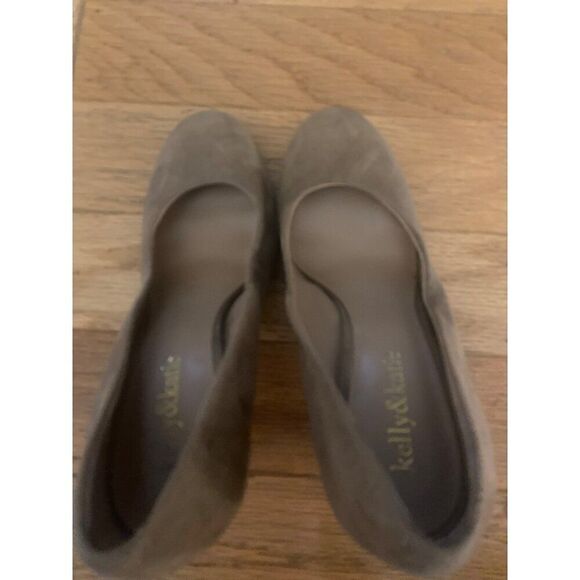 Kelly & Katie women's Taupe Suede 3.5" stiletto round toe Heels Size 7 - Picture 5 of 8
